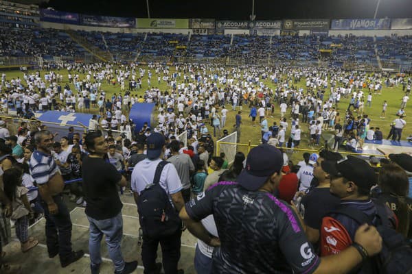 Obrovská tragédia na futbale v Salvádore si vyžiadala 12 obetí.