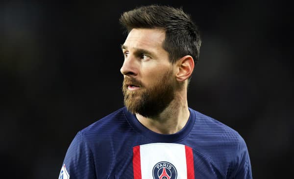 Lionel Messi opustí po sezóne PSG.