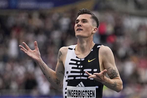 Jakob Ingebrigtsen mal z prekonania svetového rekordu obrovskú radosť.