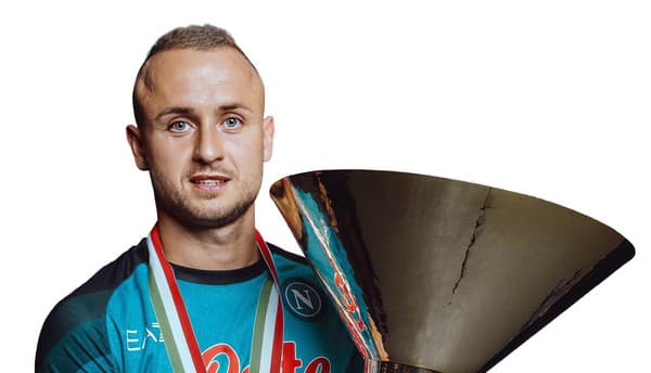 Lobotka s najcennejšou trofejou kariéry.