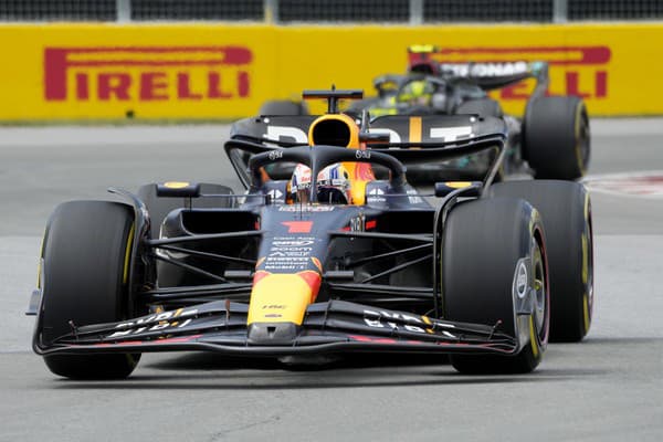 Holandský jazdec Max Verstappen z tímu Red Bull.