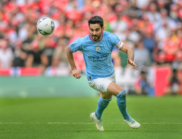 Ikay Gündogan bol kapitánom Manchestru City.