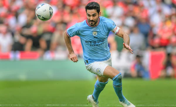 Ikay Gündogan bol kapitánom Manchestru City.