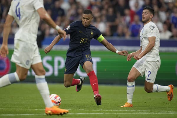 Kylian Mbappé v drese francúzskej reprezentácie.