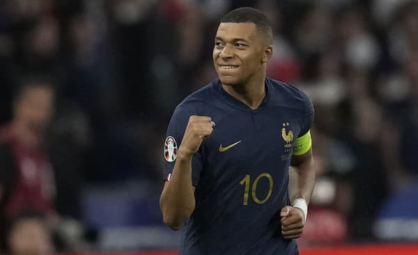 Kylian Mbappé v drese francúzskej reprezentácie.