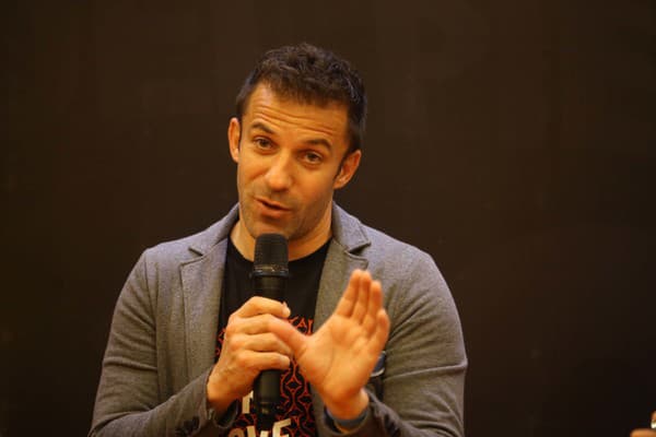 Alessandro Del Piero je svetovou futbalovou legendou.