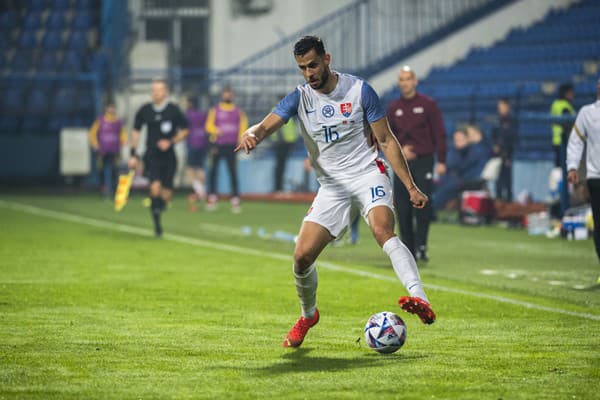 Odchovanec žilinského futbalu v nedávno skončenom ročníku pomohol dokráčať Feynoordu Rotterdam až k ligovému triumfu. 