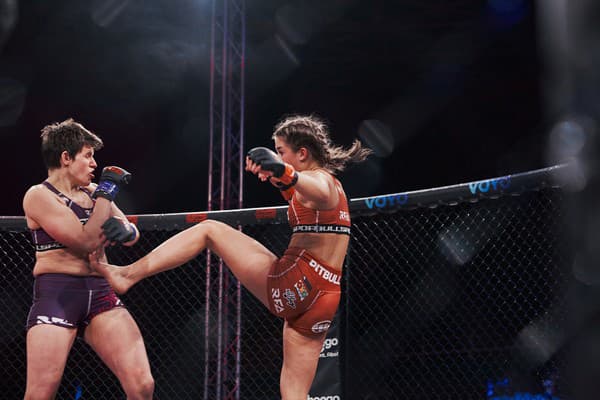 Česká MMA bojovníčka Veronika Zajícová zaznamenala v jej poslednom zápase prvú kariérnu prehru medzi profesionálkami.