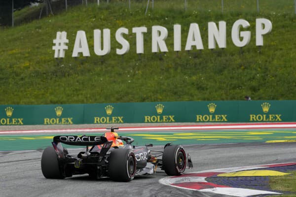 Holanďan Max Verstappen z tímu Red Bull zvíťazil na Veľkej cene Rakúska