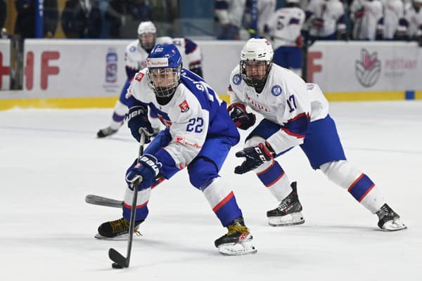 Alex Čiernik počas MS hráčov do 18 rokov v Piešťanoch.