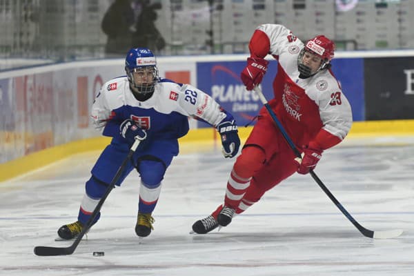 Alex Čiernik počas MS hráčov do 18 rokov v Piešťanoch.