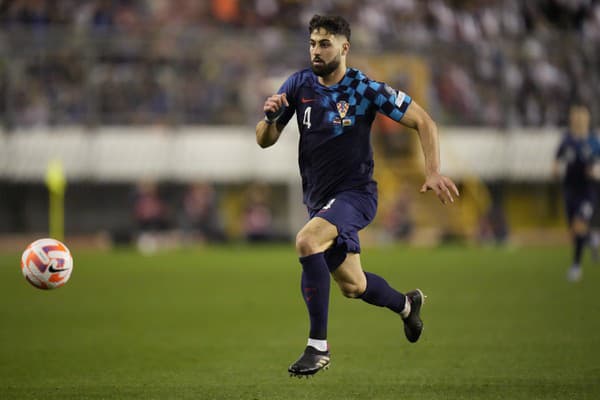 Vedenie RB Lipsko potvrdilo, že chorvátsky futbalista Joško Gvardiol požiadal nemecký klub o prestup do Manchestru City.