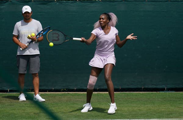 Venus Williamsová počas tréningu pred štartom Wimbledonu.