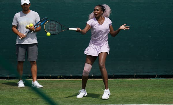 Venus Williamsová počas tréningu pred štartom Wimbledonu.