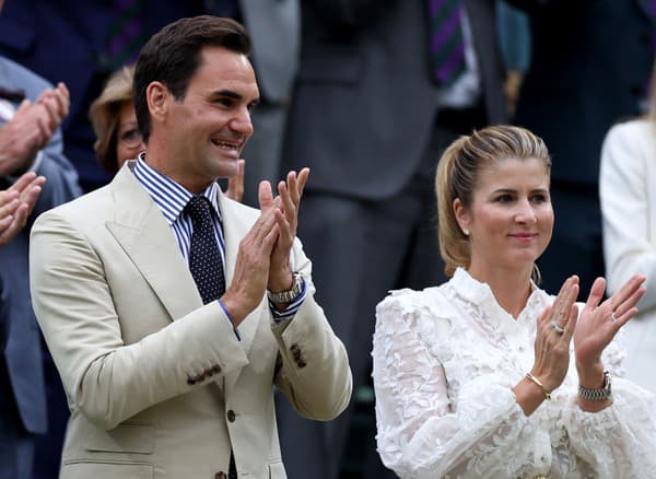 Organizátori grandslamového turnaja vo Wimbledone ocenili Rogera Federera (41). Na slávnostnom ceremoniáli nechýbala ani jeho priateľka Kate (41), princezná z Walesu. 