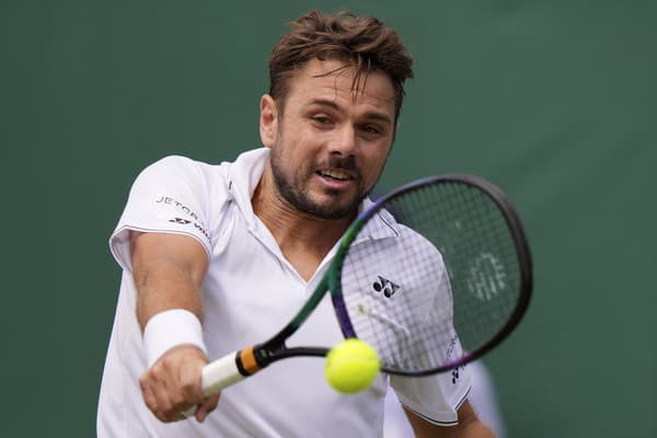 Trojnásobný grandslamový šampión Stan Wawrinka vyradil turnajovú dvadsaťdeviatku Argentínčana Tomasa Martina Etcheverryho.