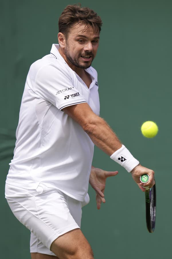 Trojnásobný grandslamový šampión Stan Wawrinka vyradil turnajovú dvadsaťdeviatku Argentínčana Tomasa Martina Etcheverryho.