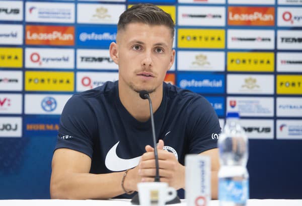 Slovenský futbalista Samuel Mráz podpísal dvojročnú zmluvu s účastníkom najvyššej gréckej súťaže Volos FC. 