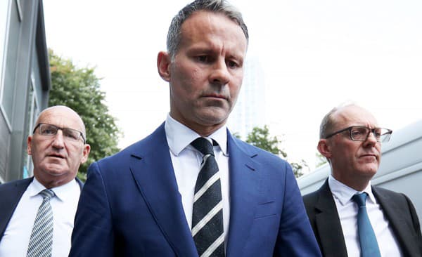 Ryan Giggs mieri na súd.