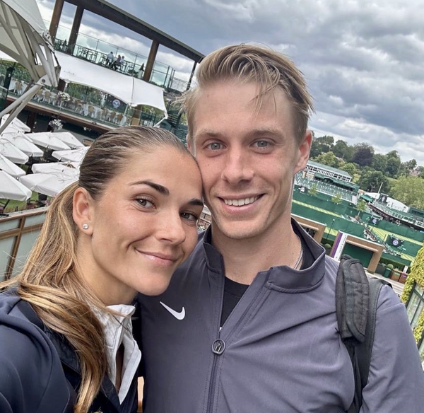 Mirjam Björklundová a Denis Shapovalov.