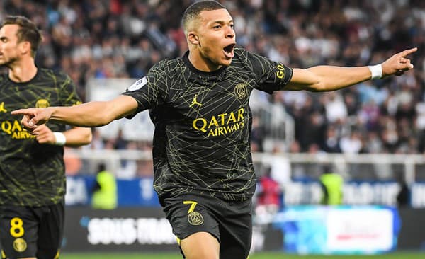 Kylian Mbappé patrí medzi najväčšie hviezdy svetového futbalu.