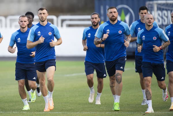 Futbalisti Slovana Bratislava počas tréningu v Mostare.