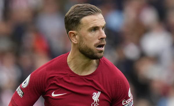 Jordan Henderson opúšťa Liverpool.