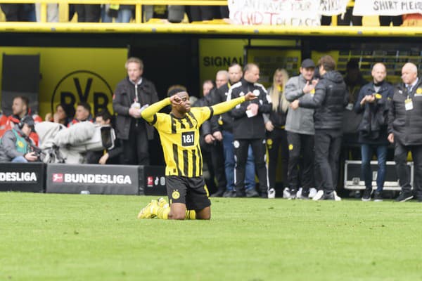 Nemecký futbalista Youssoufa Moukoko.