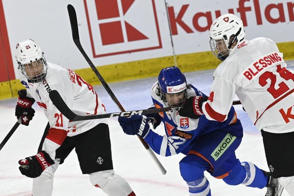 Slovenskí reprezentanti do 18 rokov ťahali proti Švajčiarsku za kratší koniec povrazu.