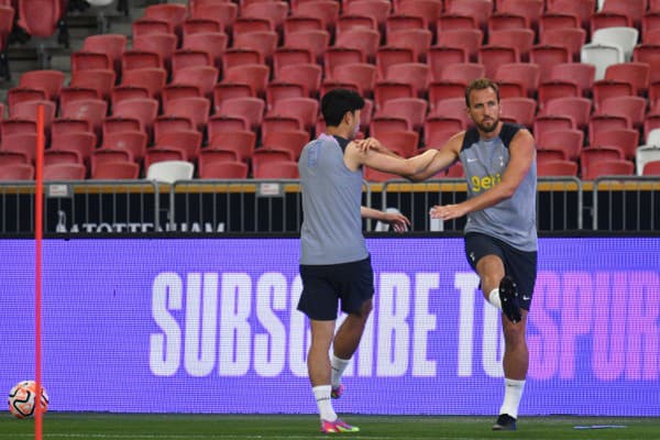 Harry Kane zostáva naďalej súčaťou Tottenhamu Hotspur.