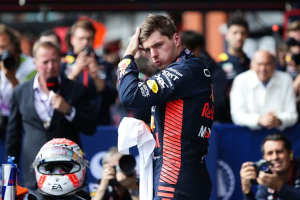 Max Verstappen je v aktuálnej sezóne F1 suverenným lídrom šampionátu.