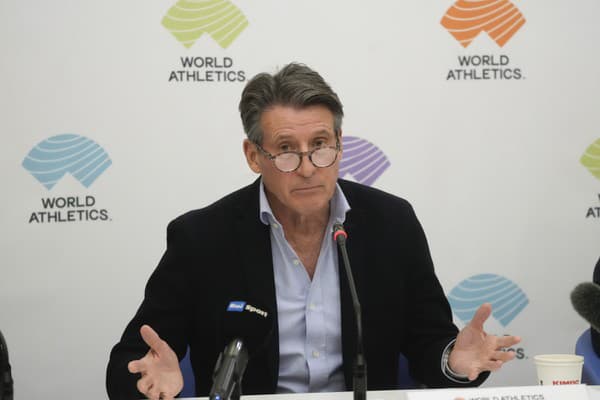 Sebastian Coe bol znovu zvolený za predsedu Svetovej atletiky.