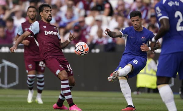 West Ham zlomil Chelsea v druhom polčase.