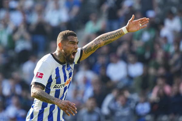 Kevin Prince Boateng ukončil futbalovú kariéru.  