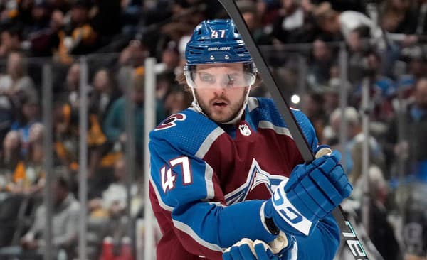 Americký hokejista Alex Galchenyuk sa na súde v americkom Scottsdale priznal.