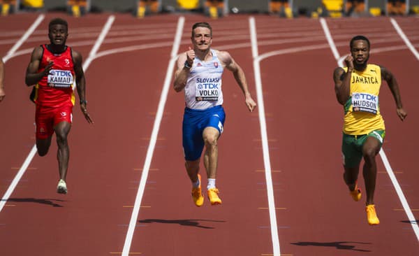 Ján Volko sa nedostal do semifinále behu na 200 metrov na MS v Budapešti.