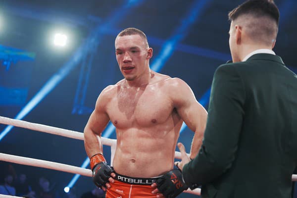 Slovenský MMA zápasník Sebastián „Tank“ Fapšo. 