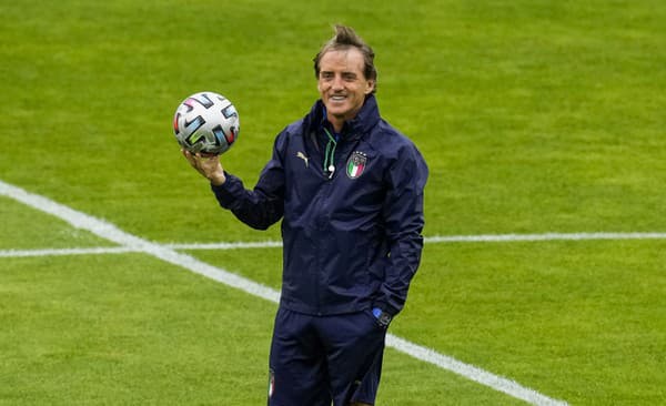 Na archívnej snímke z 5. júla 2021 Roberto Mancini.