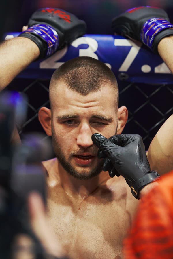 Slovenský MMA bojovník Michal Glos.