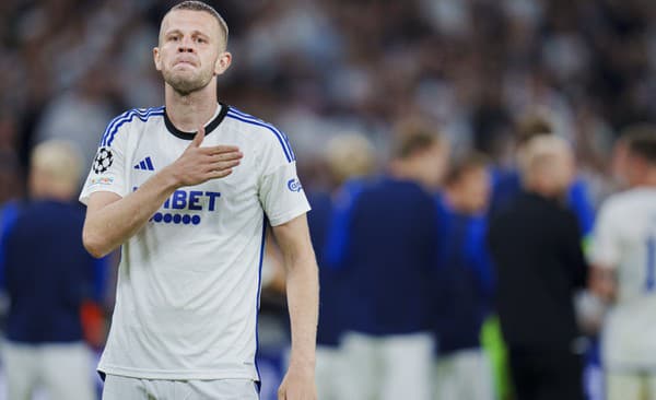 Slovenský futbalista Denis Vavro z FCK Kodaň sa raduje z gólu počas odvetného zápasu play off Ligy majstrov FC Kodaň – Raków Čenstochová v Kodani.