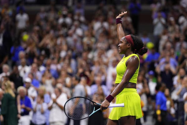 Americká tenistka Cori Gauffová sa teší po výhre v semifinále US Open.