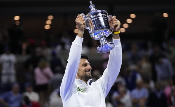 Novak Djokovič získal 24. grandslamový titul.