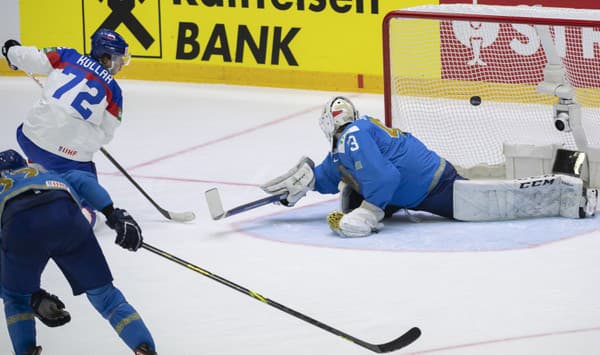 Slovenský hokejový útočník Andrej Kollár ml. sa nešťastne zranil hneď v úvode sezóny.