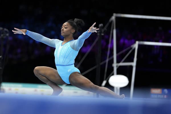 Americká gymnastka Simone Bilesová predviedla ako prvá žena na majstrovstvách sveta na preskoku takzvaného Jurčenka.