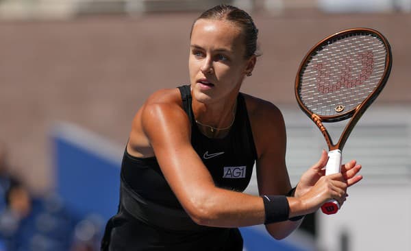 Slovenská tenistka Anna Karolína Schmiedlová uspela v prvom kole na turnaji WTA 250 v austrálskom Hobarte. 