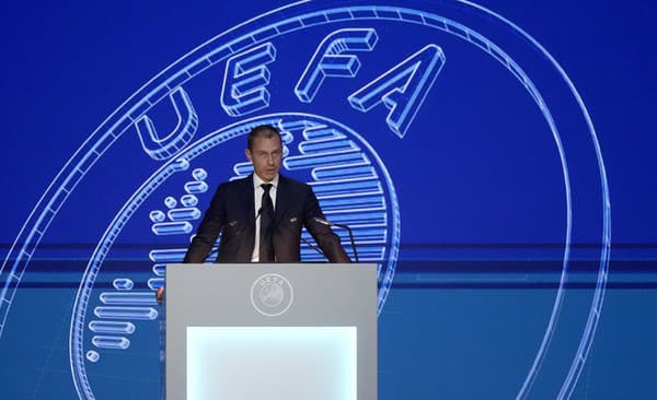 Prezident UEFA Čeferin.