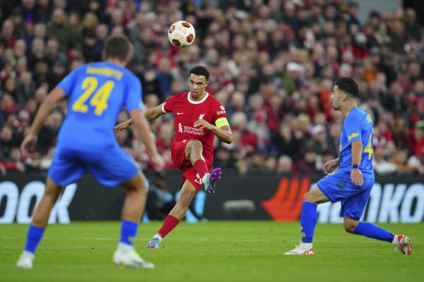 Alexander-Arnold je veľká opora FC Liverpool. 