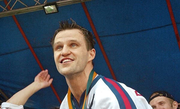 Róbert Petrovický pri oslavách titulu majstra sveta v roku 2002.