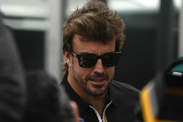 Fernando Alonso patrí medzi najväčšie osobnosti F1.