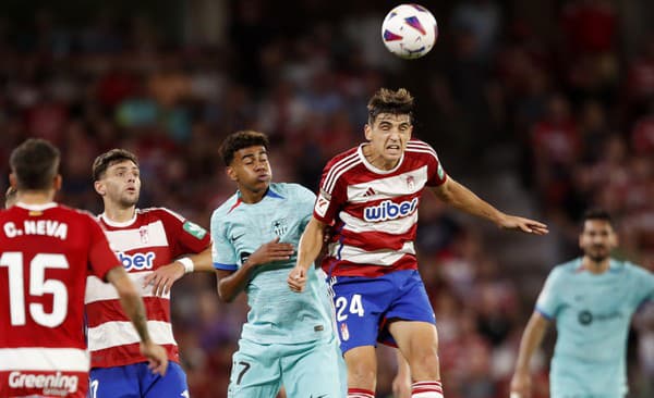 Granada v súboji proti FC Barcelona.